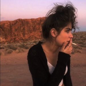 Meet your Posher, Holly